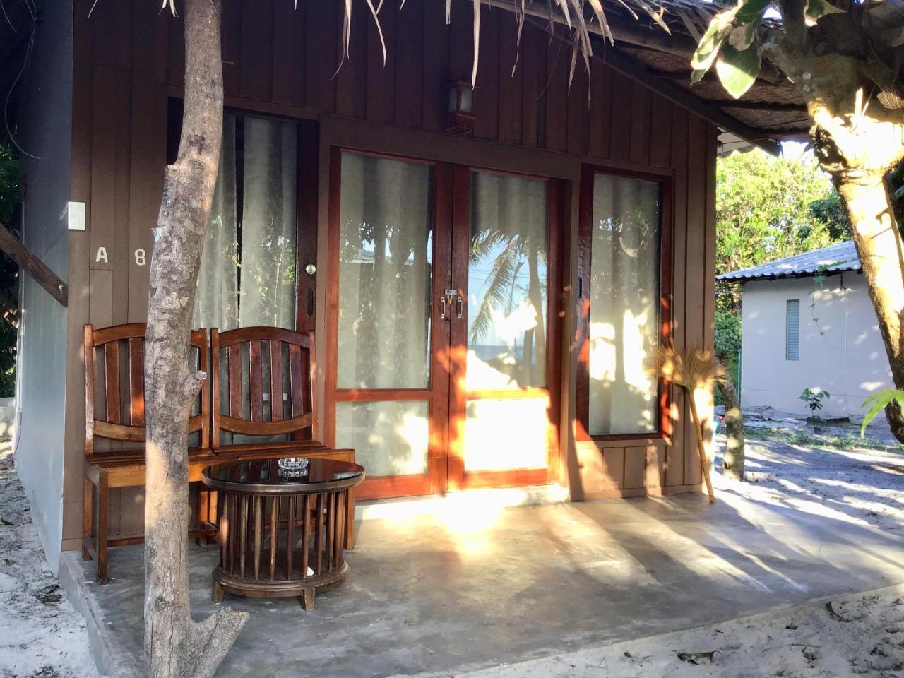 Ailay Hotel Koh Phayam Exterior photo